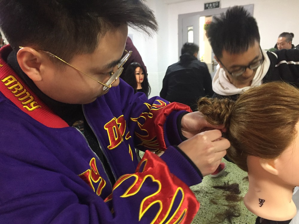 2019成都美发师职业资格证书考试现场